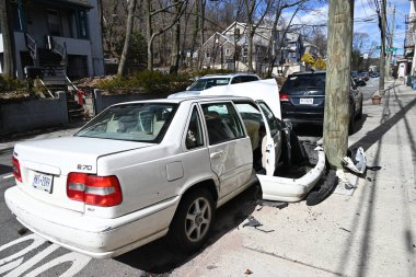 Staten Island, New York 'taki Van Duzer Caddesi' nde ölümcül bir kaza. 29 Şubat 2024, Staten Island, New York, ABD: Perşembe sabahı 9: 26 sularında, yetkililer Van Duzer Caddesi ve Waverly Meydanı 'ndaki bir kazaya müdahale ettiler.