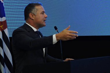 SAO PAULO (SP), Brezilya 03 / 05 / 2024 - Sao Paulo Tarcisio de Freitas Valisi, Ulaştırma Bakanı Renan Filho, Limanlar ve Havalimanları Bakanı Silvio Costa Filho ve Rotterdam Belediye Başkan Yardımcısı Robert Simons