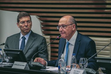 Sao Paulo (SP), Brezilya 03 / 05 / 2024 - Başkan Yardımcısı Geraldo Alckmin, Jorge Viana (APEX başkanı) ve Aloysio Nunes (stratejik işler bölümü başkanı) ile birlikte 1.)