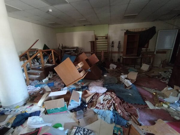 Разрушения в больнице Аль Амаль и Насер в Газе. 5 марта 2024 года, Хан Юнес, Газа, Палестина: Разрушения на месте вывода израильских армий из района Аль Амаль и больницы Насер в городе Хан Юнес 