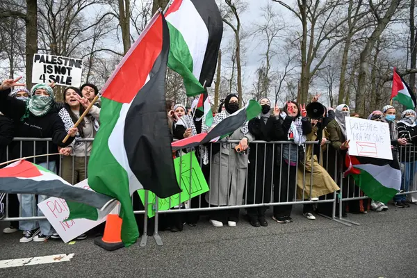 Manifestantes Pro Palestinos Manifiestan Frente Congregación Keter Torah Teaneck Nueva — Foto de Stock