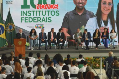 BRASILIA (DF), 12.03.2024 - Brezilya Cumhuriyeti Başkanı Luis Inacio Lula da Silva, Brezilya 'daki Palacio do Planalto' da 100 Yeni Eğitim, Bilim ve Teknoloji Enstitüsü 'nü duyurdu.. 