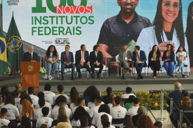 BRASILIA (DF), 12.03.2024 - Brezilya Cumhuriyeti Başkanı Luis Inacio Lula da Silva, Brezilya 'daki Palacio do Planalto' da 100 Yeni Eğitim, Bilim ve Teknoloji Enstitüsü 'nü duyurdu.. 