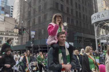 New York 'ta Aziz Patrick Günü Geçidi. 16 Mart 2024, New York, New York, ABD: Geçit törenine katılanlar, 16 Mart 2024 'te New York' ta 5.. 