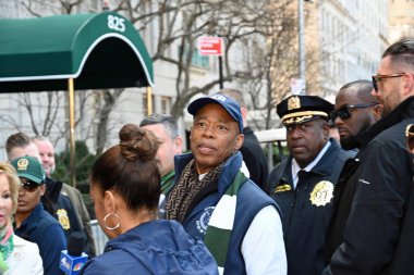 New York 263. Cadde. Aziz Patrick Günü Geçidi. 16 Mart. 2024, New York, New York, ABD. Bugün, St. Patrick Günü Geçit Töreni 'nde Maggie Timoney yer alacak. Aziz Patrick Günü geçit töreninin Büyük Mareşali ve Heinneken 'in ilk CEO' su. 