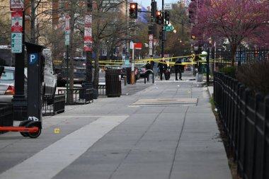 Washington 'da Aziz Patrick Günü' nde yedi el ateş edildi, ikisi öldü. 17 Mart 2024, Washington, DC, ABD: Pazar sabahı saat 15: 00 sularında, polis vurulma olayı için 7. ve P caddelerinin kuzeybatısına intikal etti. 