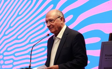 Rio de Janeiro (RJ), Brezilya 03 / 22 / 2024 - Brezilya Cumhuriyeti Başkan Yardımcısı ve Kalkınma, Sanayi, Ticaret ve Hizmetler Bakanı Geraldo Alckmin, yeni Senac RJ Yenilik Merkezi Capsula 'ya katıldı