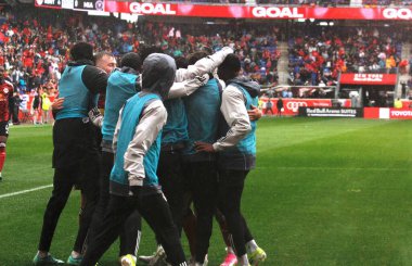 New York Red Bull Miami 'ye karşı. 23 Mart 2024 'te, Harrison, New Jersey, ABD: Oyuncular, New York Red Bull ile MLS normal sezonunda Inter Miami arasında oynanan futbol maçı sırasında RBNY' den L. Morgan 'ın üçüncü ve dördüncü golünü kutladı.