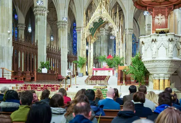 Palm Sunday March 2024 New Yor Usa Cardinal Timothy Dolan — Stock Photo, Image
