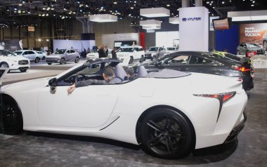 2024 New York Uluslararası Otomobil Fuarı. 27 Mart 2024, New York, ABD: Medya 27 Mart 'tan 28 Mart' a kadar New York Uluslararası Otomobil Fuarı 'na, yani Amerika' nın Birinci ve En Büyük Katılımlı Otomobil Fuarı Endüstriyel Etkinliği Sunar