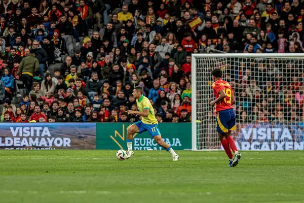 MADRID (ES) 03 / 26 / 2024 - Bu Salı günü Madrid 'deki Santiago Bernabeu Stadyumu' nda oynanan İspanya ve Brezilya Millî Takım Arkadaşları için geçerli bir maç olan