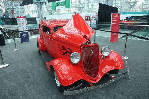 New York Uluslararası Otomobil Fuarı. 27 Mart 2024. Manhattan, New York, ABD. New York Uluslararası Otomobil Fuarı, en son motiv trendlerinde inanılmaz bir modern tasarım ve olağanüstü yenilik koleksiyonu sergiliyor..