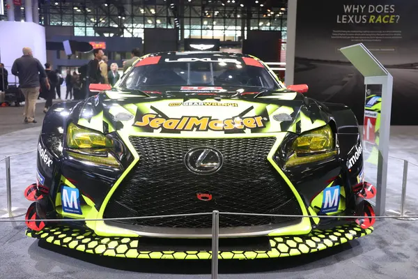 New York Uluslararası Otomobil Fuarı. 27 Mart 2024. Manhattan, New York, ABD. New York Uluslararası Otomobil Fuarı, en son motiv trendlerinde inanılmaz bir modern tasarım ve olağanüstü yenilik koleksiyonu sergiliyor..