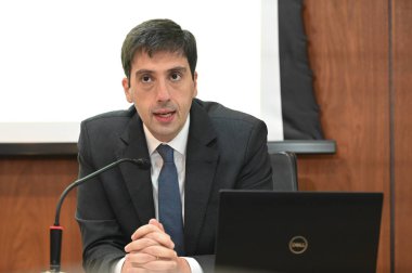 Sao Paulo (SP), Brezilya 03 / 28 / 2024 - Roberto Campos Neto Merkez Bankası Başkanı ve Diogo Guillen Ekonomi Politikası Müdürü, 2024 Enflasyon Raporunu sunmak üzere düzenlediği basın toplantısında