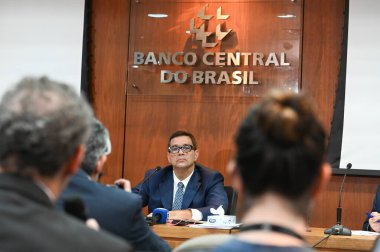 Sao Paulo (SP), Brezilya 03 / 28 / 2024 - Roberto Campos Neto Merkez Bankası Başkanı ve Diogo Guillen Ekonomi Politikası Müdürü, 2024 Enflasyon Raporunu sunmak üzere düzenlediği basın toplantısında