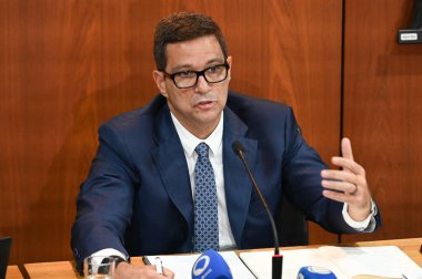 Sao Paulo (SP), Brezilya 03 / 28 / 2024 - Roberto Campos Neto Merkez Bankası Başkanı ve Diogo Guillen Ekonomi Politikası Müdürü, 2024 Enflasyon Raporunu sunmak üzere düzenlediği basın toplantısında