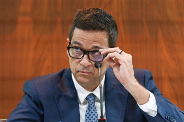 Sao Paulo (SP), Brezilya 03 / 28 / 2024 - Roberto Campos Neto Merkez Bankası Başkanı ve Diogo Guillen Ekonomi Politikası Müdürü, 2024 Enflasyon Raporunu sunmak üzere düzenlediği basın toplantısında