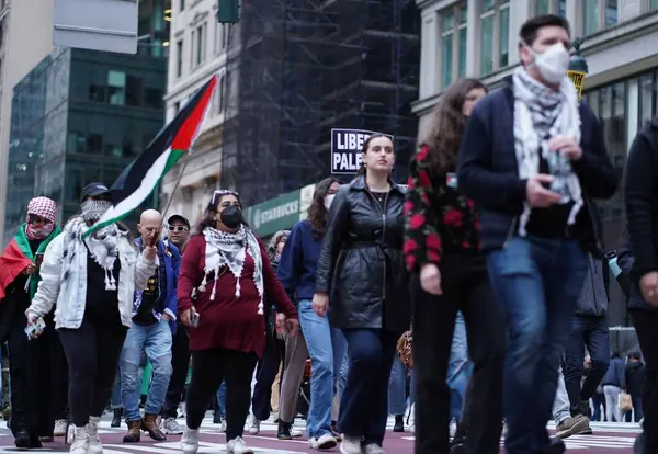 Pro Palestine Massive Protest March 2024 New York Usa Thousands — Stock Photo, Image