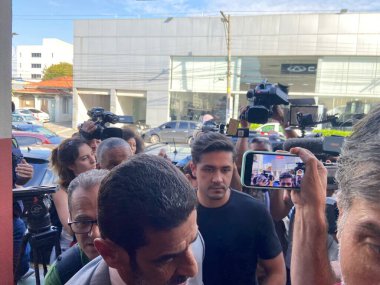 SAO PAULO (SP) 04 / 01 / 2024 Fernando Sastre de Andrade Filho, 52 yaşındaki uygulama sürücüsü Ornaldo da Silva Viana 'yı öldüren Porche sürücüsü, avukatlarıyla birlikte Tatuape bölgesindeki polis karakoluna geldi 