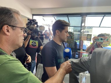 SAO PAULO (SP) 04 / 01 / 2024 Fernando Sastre de Andrade Filho, 52 yaşındaki uygulama sürücüsü Ornaldo da Silva Viana 'yı öldüren Porche sürücüsü, avukatlarıyla birlikte Tatuape bölgesindeki polis karakoluna geldi 