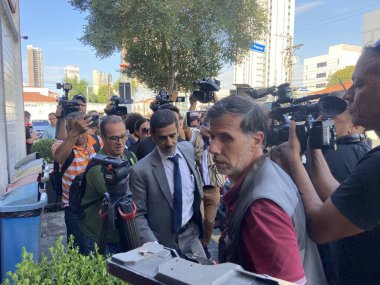 SAO PAULO (SP) 04 / 01 / 2024 Fernando Sastre de Andrade Filho, 52 yaşındaki uygulama sürücüsü Ornaldo da Silva Viana 'yı öldüren Porche sürücüsü, avukatlarıyla birlikte Tatuape bölgesindeki polis karakoluna geldi 