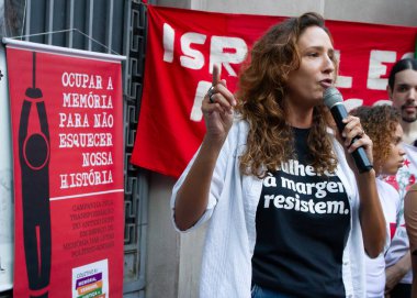 Rio de Janeiro (RJ) 01 / 04 / 2024 - DICTATORship NEVER tekrar / ACT - 31 Mart 1964 askeri darbesinin yıldönümü. Brezilya tarihinin en üzücü bölümlerinden birinden 60 yıl sonra üzücü olayları hatırlamak gereklidir.