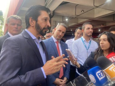 SAO PAULO (SP) Brazil 04 / 02 / 2024 - SAMU ambulansları Sao Paulo şehrinin başkentine, Askeri İnzibattaki mobil acil durum servisini güçlendirmek amacıyla teslim edildi