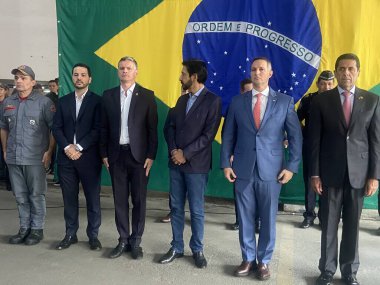 SAO PAULO (SP) Brazil 04 / 02 / 2024 - SAMU ambulansları Sao Paulo şehrinin başkentine, Askeri İnzibattaki mobil acil durum servisini güçlendirmek amacıyla teslim edildi