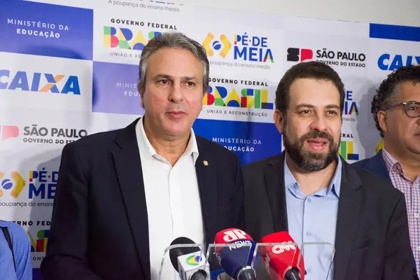 stock image SAO PAULO, SP, Brazil 04/03/2024: The Minister of Education Camilo Santana, launched the Pe de Meia Program (High School Savings) in the city of Sao Paulo, together with the candidate for Mayor of Sao Paulo