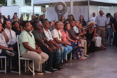 RIO DE JANEIRO (RJ), Brezilya 04 / 04 / 2024 - Bu Perşembe (04), Rio belediye başkanı Eduardo Paes, Heitor dos Prazeres konut kompleksinin lansmanında hazır bulundu.