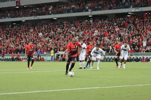 stock image CURITIBA (PR), Brazil 06/04/2024 - The player Fernandinho celebrates his goal, during a match between Athletico PR against Maringa, valid for the final of the Campeonato Paranaense 2024