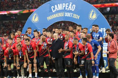 CURITIBA (PR), Brezilya 06 / 04 / 2024 - Bu cumartesi öğleden sonra Ligga Arena 'da, Campeonato Paranaense 2024 finali için geçerli olan Athletico PR ile Maring arasında oynanan maçta atış