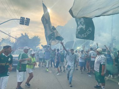 Sao Paulo (SP), Brezilya 04 / 7 / 2024 - Palmeiras ve Santos arasındaki maçtan önceki hareket, 2024 Paulista Futbol Şampiyonası finalinin ikinci ayağı için geçerli, Sao Paulo 'daki Allianz Parque' da yapıldı.