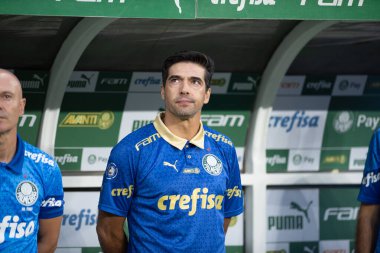 Sao Paulo (SP), 04 / 7 / 2024 - Koç Abel Ferreira Palmeiras ve Santos arasında oynanan maçta, Sao Paulo 'daki Allianz Parque' da düzenlenen 2024 Paulista Futbol Şampiyonası finalinin ikinci ayağı için geçerlidir.