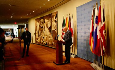 (08 Nisan 2024, New York, ABD: Press Encounter. Rusya 'nın Birleşmiş Milletler Daimi Temsilcisi Büyükelçi Vassily Nebenzia. 