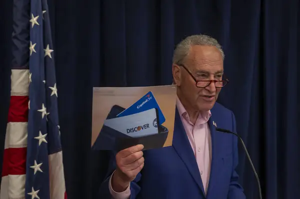 Senator Schumer Issues Warning Consumers Capital One Merger Discover April — Stock Photo, Image