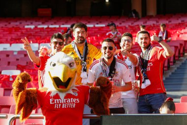 Lizbon (PT), 11 / 04 / 2024 - LIGA EUROPA / SL BENFICA x OLYMPIQUE DE MARSEILLE - SL Benfica x Olympique de Marseille, Avrupa Ligi 'nin çeyrek finallerinin birinci ayağı için geçerli olan SL Benfica taraftarları, Estadio da Luz