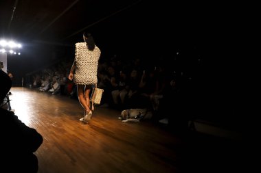 Sao Paulo (SP), Brezilya 04 / 12 / 2024 Catarina Mina defilesi SPFW N57 'de, bu Cuma, 12 Nisan 2024.