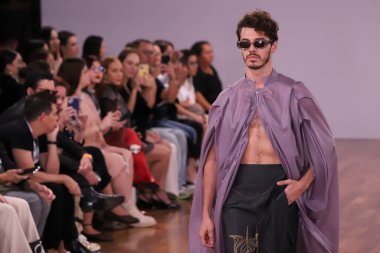 Sao Paulo (SP), Brezilya 04 / 12 / 2024 SPFW N57 'deki moda gösterisi, Sao Paulo' daki Alışveriş JK Guatemi 'de, bu Cuma, 12 Nisan 2024. 