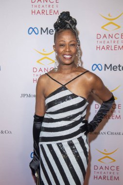 Harlem Dans Tiyatrosu Geleneksel Vizyon Galasında Misty Copeland 'ı Onurlandır. 12 Nisan 2024, New York, New York, ABD: Karen Brown, New York City Center 'daki Misty Copeland onuruna Harlem Dans Tiyatrosu' na katılıyor. 