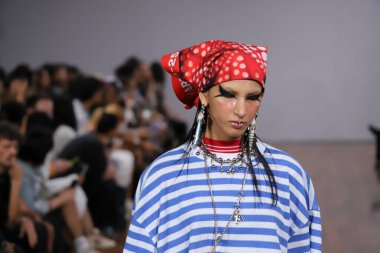 Sao Paulo (SP), Brezilya 04 / 12 / 2024 Martins defilesi, Sao Paulo 'daki Alışveriş JK Iguatemi' de, bu Cuma, 12 Nisan 2024. 