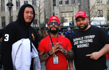 Donald Trump 'ın New York' taki tarihi mahkemesi. 15 Nisan 2024, New York, ABD: Eski ABD Başkanı Donald J. Trump 'ın tarihi ceza mahkemesi bugün Manhattan Ceza Mahkemesi' nde jüri seçimiyle başlıyor 