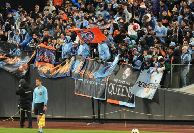 MLS Normal Sezon 2024, Maç 10, NYCFC - DC United, 20 Nisan 2024, Citifield, Queens New York, ABD: Queens, New York 'taki Citifield' da oynanan heyecan verici maçta, NYCFC, DC United ile 2-0 'lık ikna edici bir zafer kazandı.. 