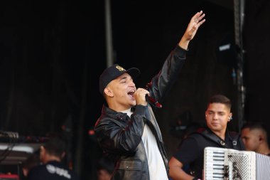 SAO PAULO (SP) Brezilya 04 / 20 / 2024 Şarkıcı Joao Gomes, bu Cumartesi Sao Paulo kentinde düzenlenen Anhembi Festivali sırasında 