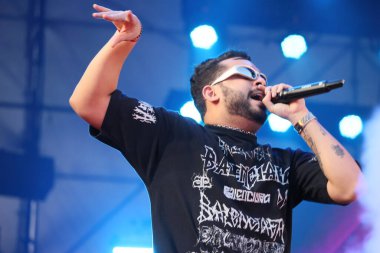 SAO PAULO (SP) Brezilya 04 / 20 / 2024 Şarkıcı Henry Freitas, bu Cumartesi Sao Paulo kentinde düzenlenen Anhembi Festivali sırasında. 