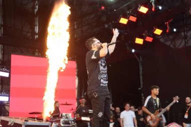 SAO PAULO (SP) Brezilya 04 / 20 / 2024 Şarkıcı Henry Freitas, bu Cumartesi Sao Paulo kentinde düzenlenen Anhembi Festivali sırasında. 