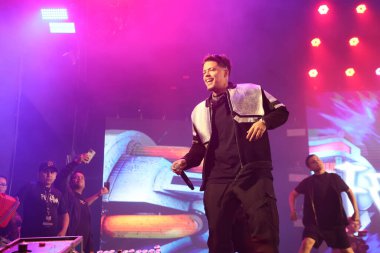 SAO PAULO (SP) Brezilya 04 / 20 / 2024 Şarkıcı Felipe Amorim, bu Cumartesi Sao Paulo kentinde düzenlenen Anhembi Festivali 'nde sahne aldı.. 