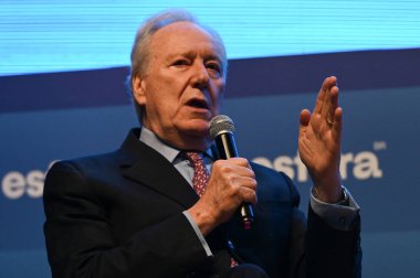 Ricardo Lewandowski, 22 Nisan 2024 Pazartesi günü Sao Paulo 'nun güneyindeki Tangara Sarayı' nda Esfera Brasil grubunun düzenlediği Brezilya Hoje Seminerine katıldı.