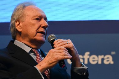 Ricardo Lewandowski, 22 Nisan 2024 Pazartesi günü Sao Paulo 'nun güneyindeki Tangara Sarayı' nda Esfera Brasil grubunun düzenlediği Brezilya Hoje Seminerine katıldı.