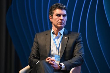 Sao Paulo (SP), 04 / 22 / 2024 - Helder Barbalho Para Valisi, Brezilya 'daki Esfera Brasil grubunun Tangara Sarayı' ndaki Diyaloglar konulu bir panel olan Brezilya Bugün Seminerine katıldı 